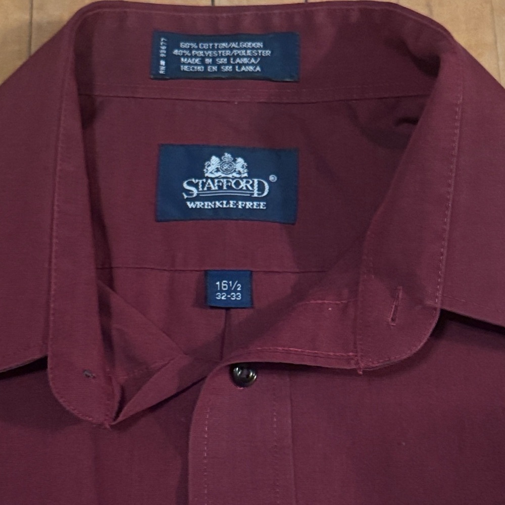 Stafford Men's Deep Red/Maroon Dress Shirt Button up